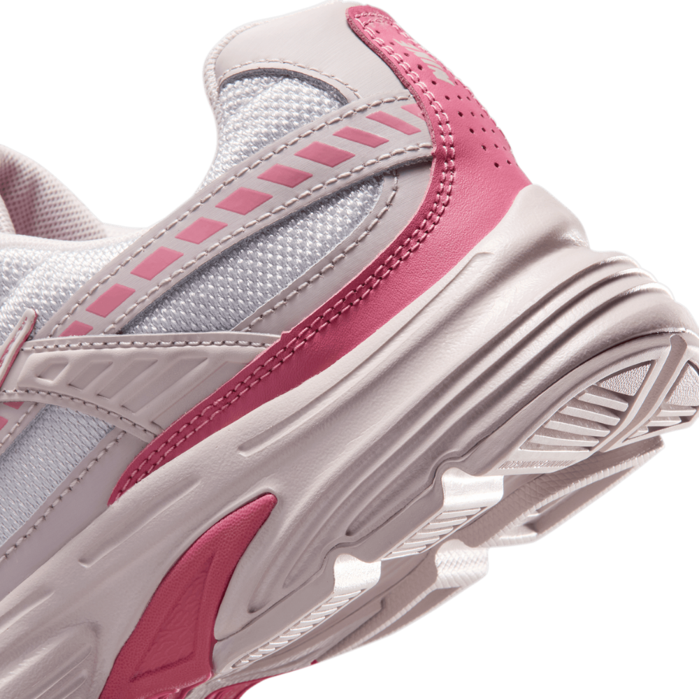 Nike Women's Initiator Casual Shoes
