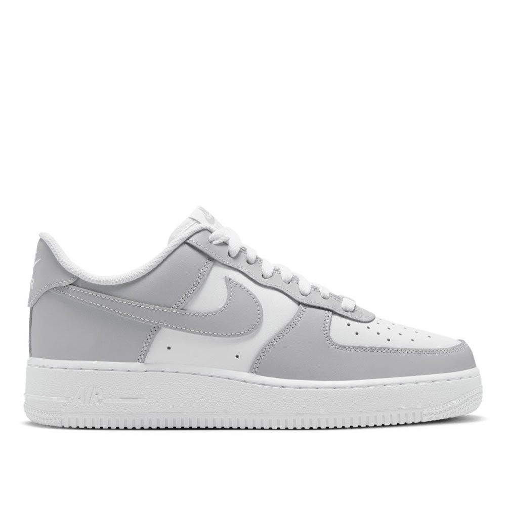 Nike Men's Air Force 1 '07 Casual Shoes