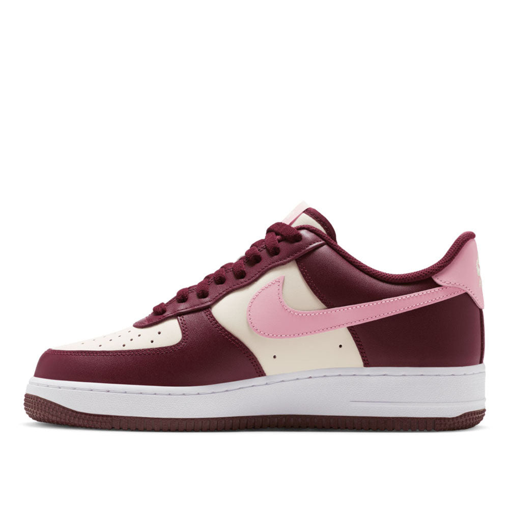 Nike Men's Air Force 1 '07 Casual Shoes