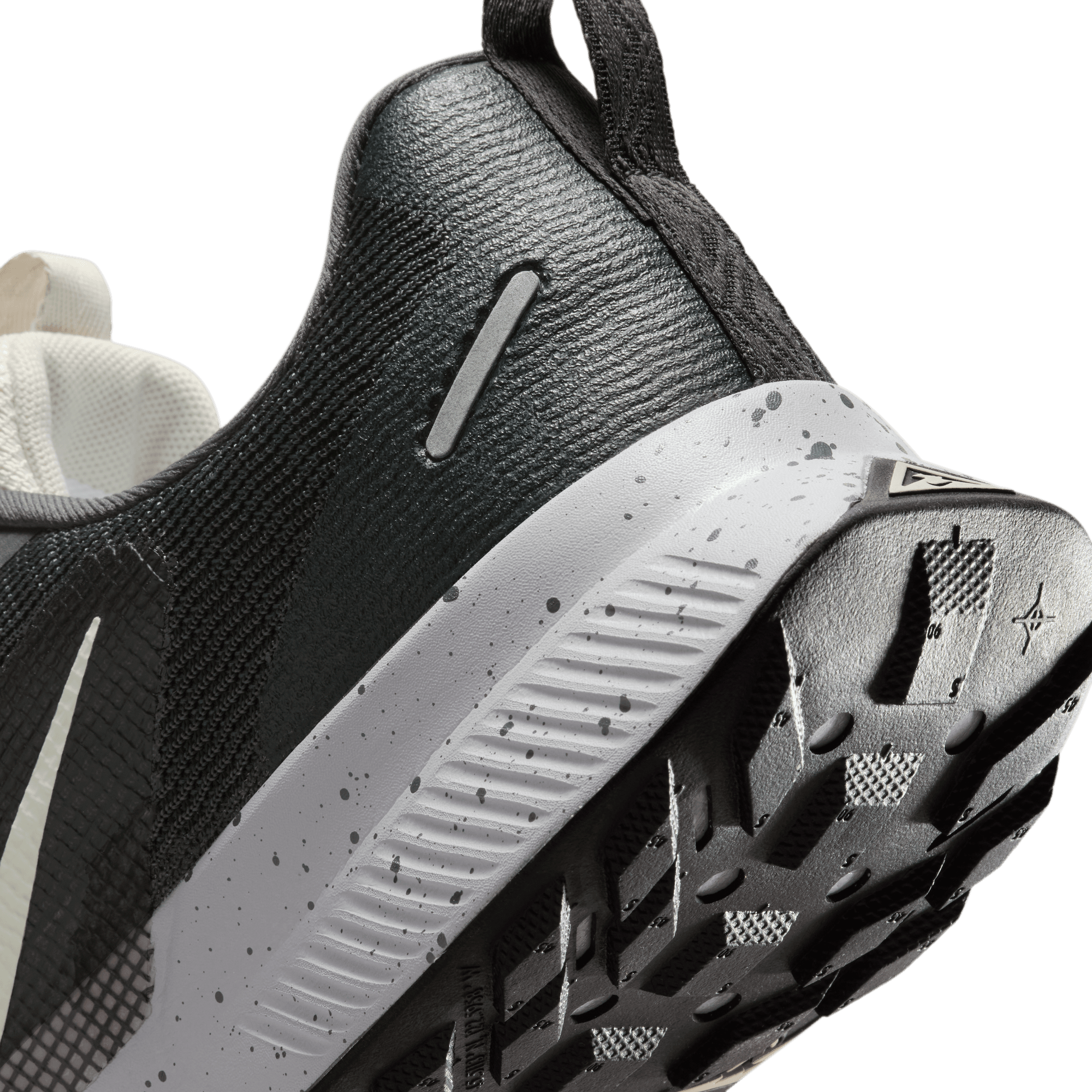 Nike Men's Juniper Trail 3 Trail Running Shoes