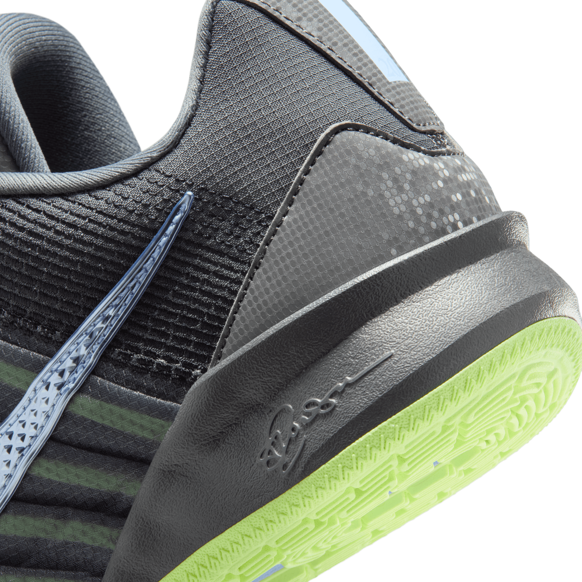 Nike Women's Sabrina 3 EP Basketball Shoes