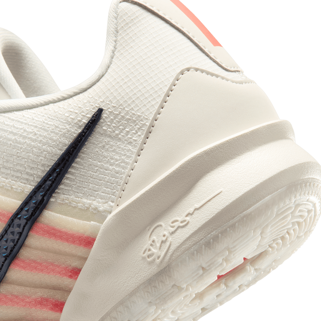 Nike Women's Sabrina 3 EP Basketball Shoes