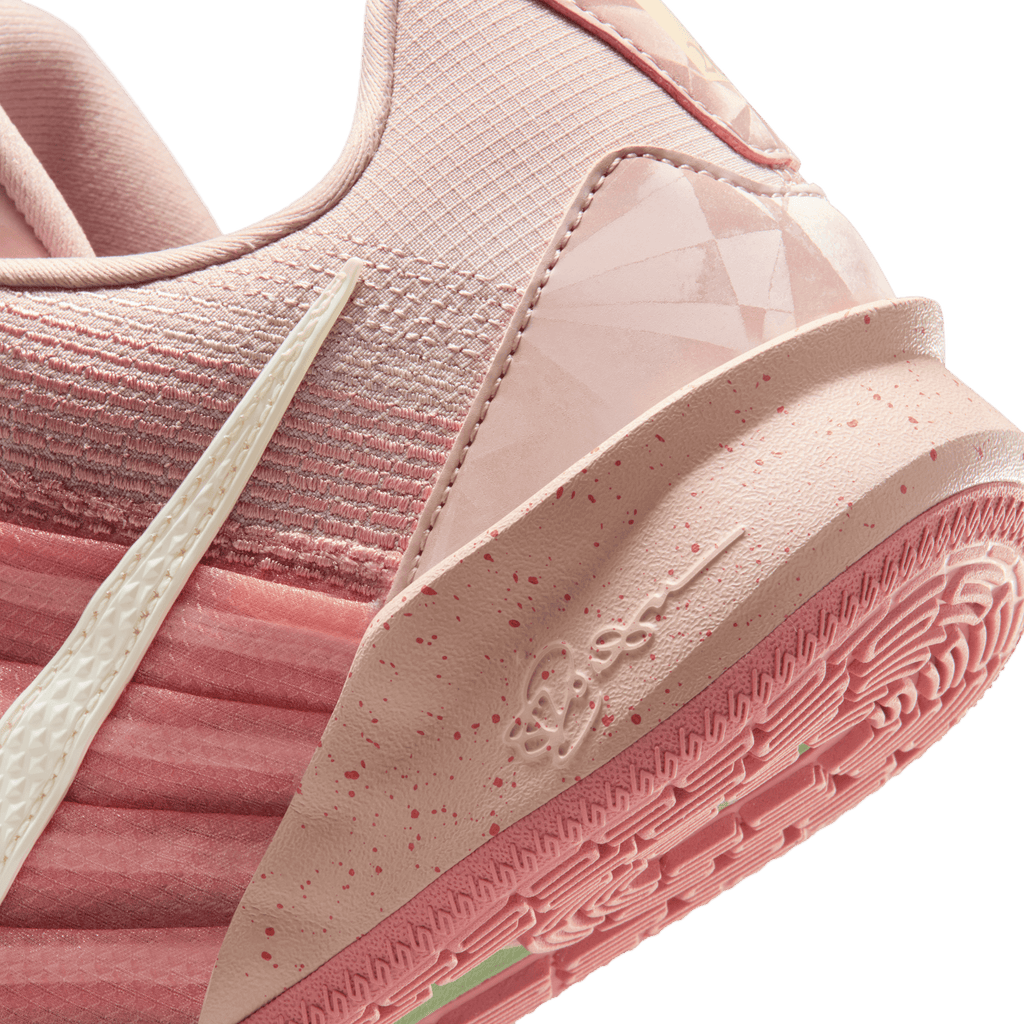 Nike Women's Sabrina 3 EP Basketball Shoes