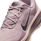 Nike Women's Vomero 18 Road Running Shoes