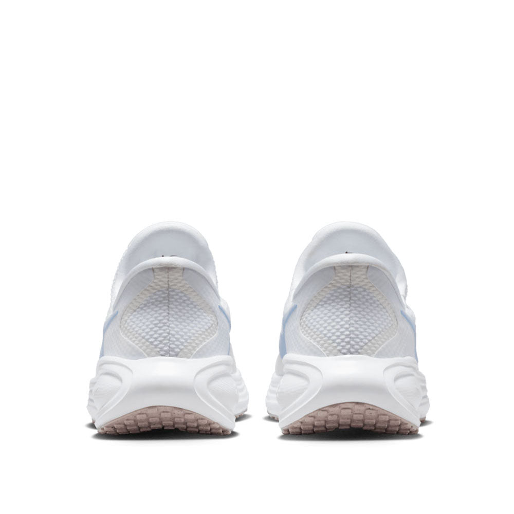 Nike Women's Revolution 8 EasyOn Road Running Shoes