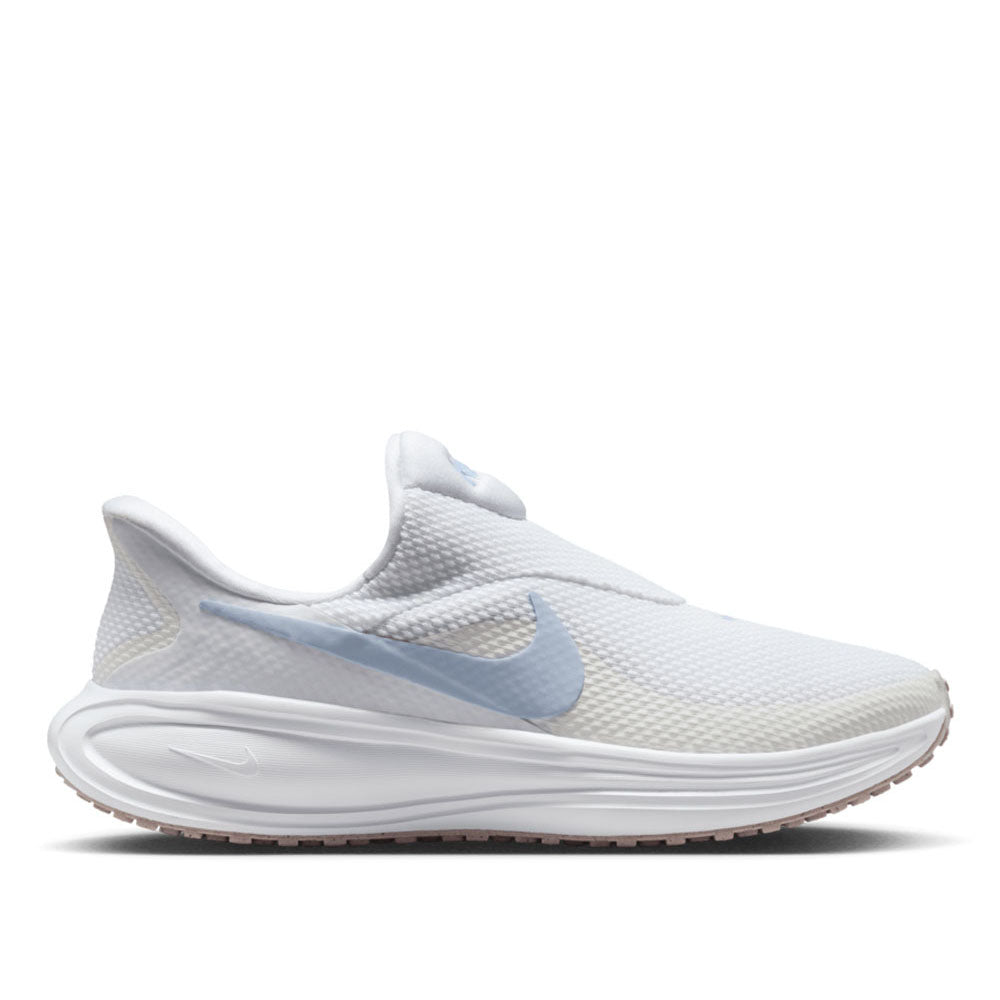 Nike Women's Revolution 8 EasyOn Road Running Shoes