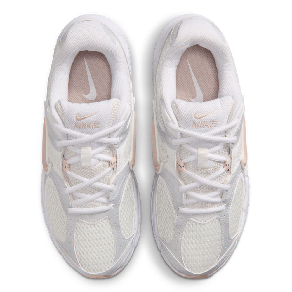 Nike Women's V5 RNR Casual Shoes