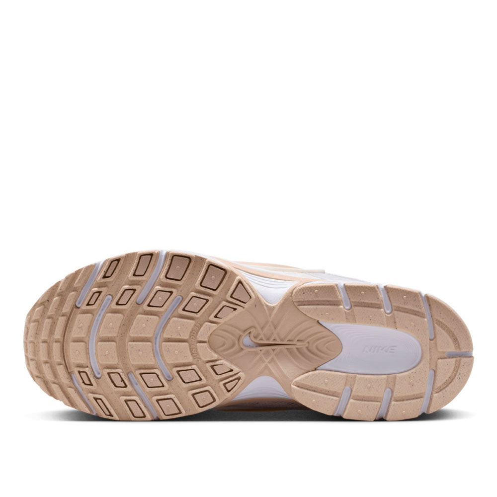 Nike Women's V5 RNR Casual Shoes
