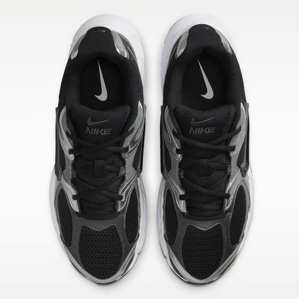 Nike Men's V5 RNR Casual Shoes