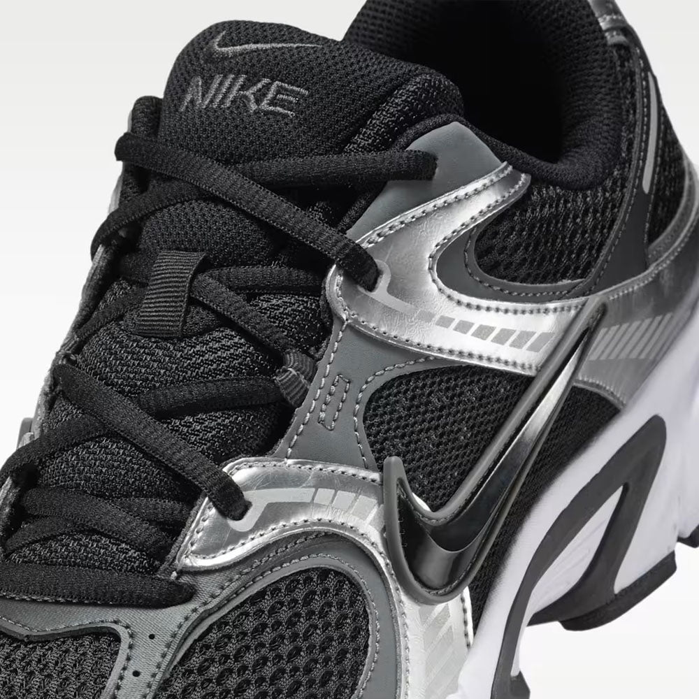 Nike Men's V5 RNR Casual Shoes